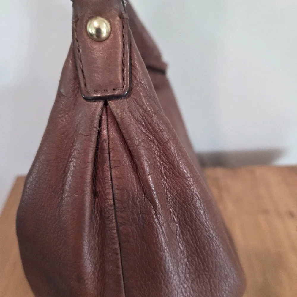 Coach Madison Phoebe Leather Hobo Shoulder Bag Brown Brass Hardware Style 19890